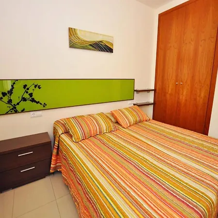 In Near Salatar شقة روساس