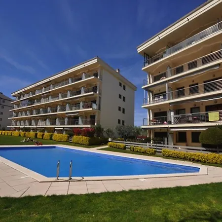 Apartamento In Only 50 M From *